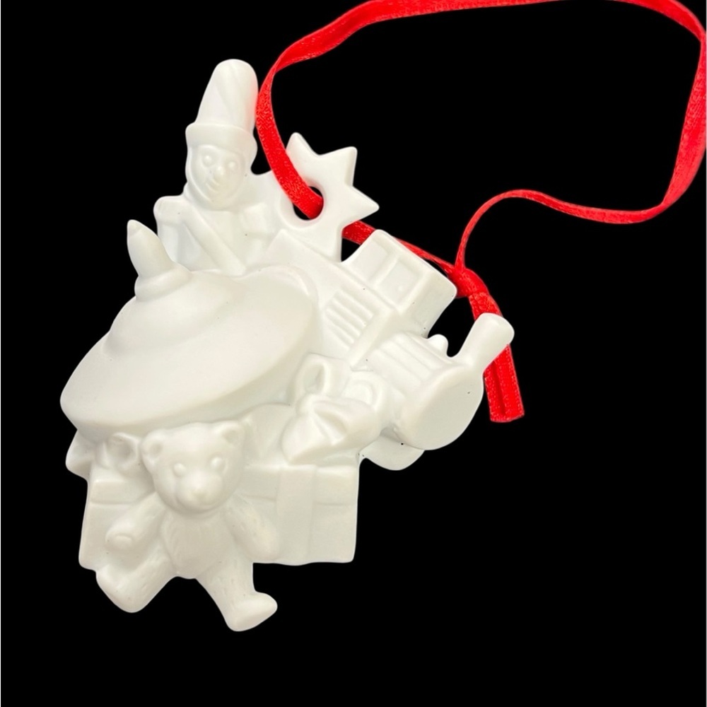 Hutschenreuther vintage “Toyland” ornament